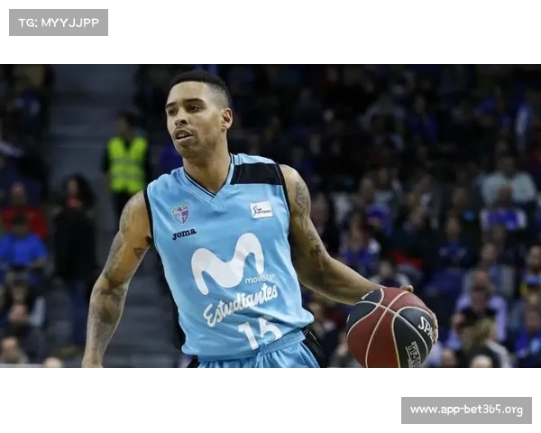 官宣深夜突发社媒动态 疑似回应近期热议话题引发热烈讨论 官宣深夜突发社媒动态 疑似回应近期热议话题引发热烈讨论