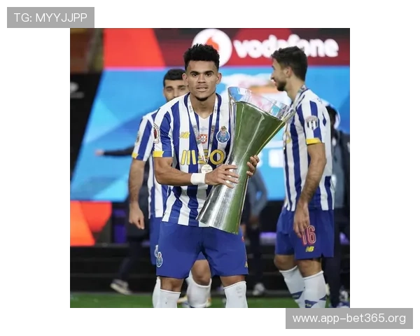 D-路易斯的感情历程与足球生涯交织 2025年展望他的新篇章