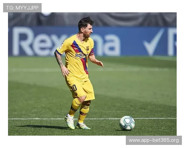 自09至10赛季以来梅西以119次满分表现领跑单场十分评定榜首