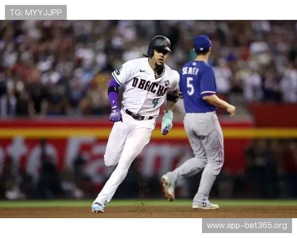 阿隆贾奇单场三发本垒打加二垒安打 完美表现助球队大胜