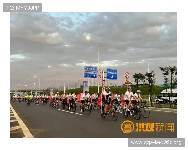 骑行夜跑群安排男女随机同住引发参与者安全与边界质疑与组织方回应 骑行夜跑群安排男女随机同住引发参与者安全与边界质疑与组织方回应